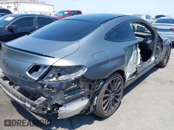 ✅ 2022 Mercedes-Benz C 43 AMG • VIN: W1KWJ6EB9NG114054 • Лот: 42732063. Опубликован ранее на IAAI с пробегом 20 960 миль. Бесплатный доступ к архиву аукционных продаж из США и подробный отчёт об истории автомобиля на DreamBid. Изображение 6.