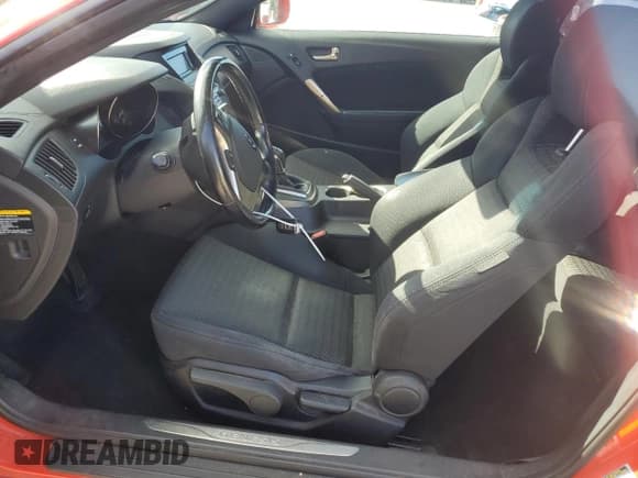 ✅ 2015 Hyundai Genesis Coupe 3.8L Base • VIN: KMHHT6KJ3FU126143 • Lot: 44390585. Wystawiony na Copart z przebiegiem 77 170 mil. Bezpłatny archiwum sprzedaży aukcyjnych z USA i szczegółowy raport historii pojazdu na DreamBid. Zdjęcie 7.