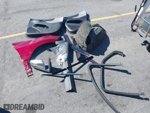 ✅ 2019 Chevrolet Equinox Premier • VIN: 3GNAXYEX1KS547530 • Лот: 43343801. Опубликован ранее на IAAI с пробегом 79 438 миль. Бесплатный доступ к архиву аукционных продаж из США и подробный отчёт об истории автомобиля на DreamBid. Изображение 12.