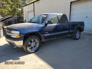 ✅ 2002 Chevrolet Silverado 1500 LS • VIN: 2GCEK19T321350667 • Лот: 74363174. Опубликован ранее на Copart с пробегом Не указан. Бесплатный доступ к архиву аукционных продаж из США и подробный отчёт об истории автомобиля на DreamBid. Изображение 1.