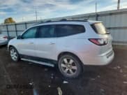 ✅ 2017 Chevrolet Traverse LT • VIN: 1GNKVGKD8HJ165830 • Лот: 85706975. Опубликован ранее на Copart с пробегом 173 180 миль. Бесплатный доступ к архиву аукционных продаж из США и подробный отчёт об истории автомобиля на DreamBid. Изображение 2.