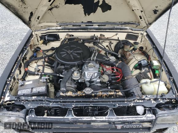 ✅ 1983 TOYOTA PICKUP 1/2 TON RN34 • VIN: JT4RN34R1D0089716 • Лот: 64086115. Опубликован ранее на Copart с пробегом 312 042 миль. Бесплатный доступ к архиву аукционных продаж из США и подробный отчёт об истории автомобиля на DreamBid. Изображение 11.