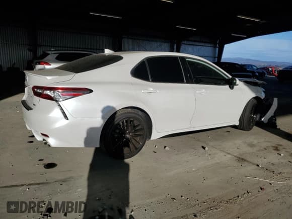 ✅ 2019 Toyota Camry XSE • VIN: 4T1B61HK1KU723222 • Lot: 82373975. Listed on Copart with 74,495 mi. Free auction sales archive from the USA and detailed vehicle history report at DreamBid. Image 3.