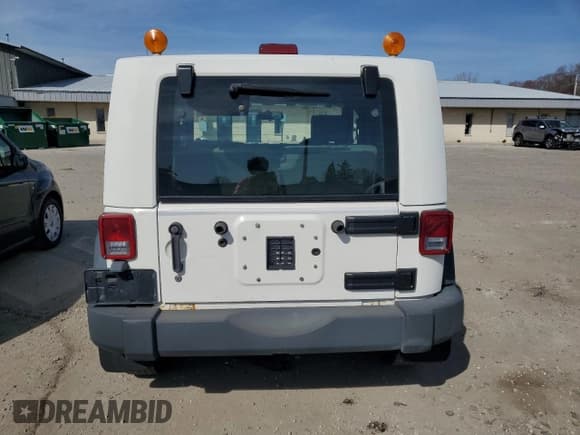 ✅ 2008 Jeep Wrangler X • VIN: 1J4FZ24128L612526 • Лот: 49152275. Опубликован ранее на Copart с пробегом 128 584 миль. Бесплатный доступ к архиву аукционных продаж из США и подробный отчёт об истории автомобиля на DreamBid. Изображение 6.