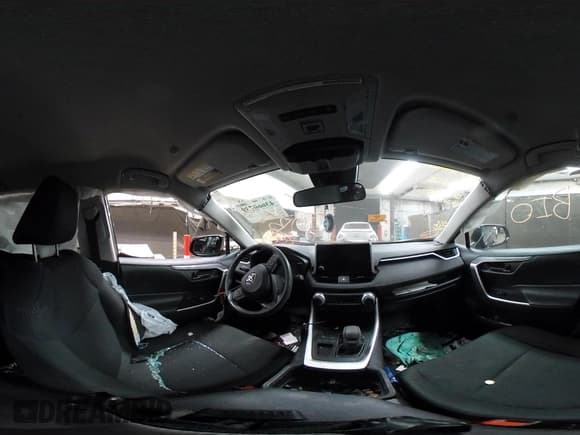 ✅ 2023 Toyota RAV4 LE • VIN: 2T3H1RFV6PC220306 • Lot: 43660739. Wystawiony na IAAI z przebiegiem 30 922 mil. Bezpłatny archiwum sprzedaży aukcyjnych z USA i szczegółowy raport historii pojazdu na DreamBid. Zdjęcie 23.