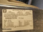 ✅ 2007 Chevrolet Silverado 2500HD 1LT • VIN: 1GCHC23K37F557396 • Lot: 82923304. Wystawiony na Copart z przebiegiem 216 709 mil. Bezpłatny archiwum sprzedaży aukcyjnych z USA i szczegółowy raport historii pojazdu na DreamBid. Zdjęcie 12.