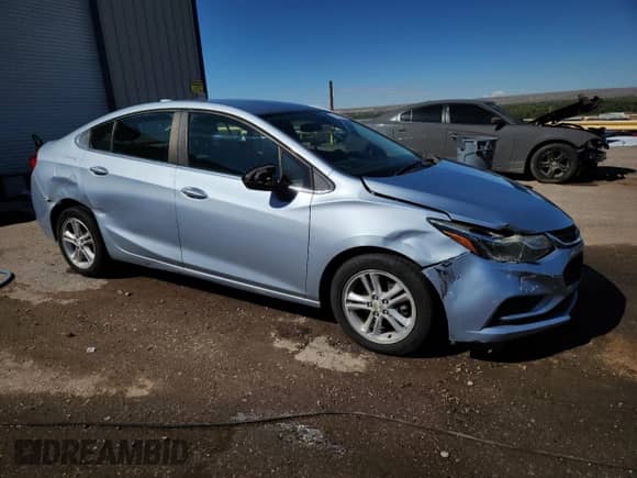 ✅ 2017 Chevrolet Cruze LT • VIN: 1G1BE5SM0H7175884 • Lot: 81606565. Listed on Copart with 189,402 mi miles. Access the free auction sales archive from the USA and view a detailed vehicle history report at DreamBid. Image 4.