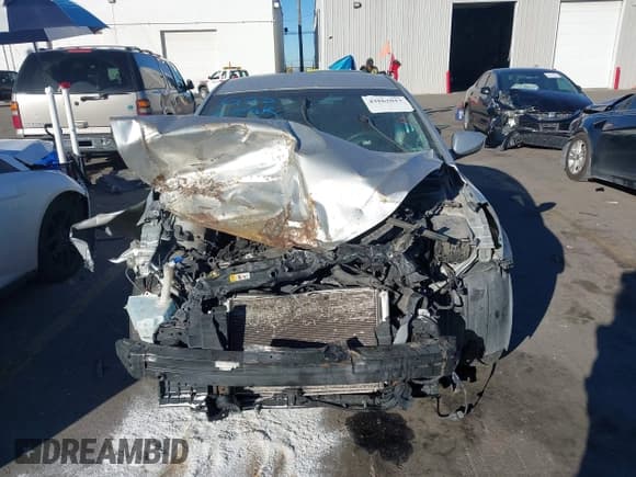 ✅ 2013 Hyundai Elantra GLS • VIN: 5NPDH4AE2DH219028 • Lot: 43562017. Listed on IAAI with 160,092 mi. Free auction sales archive from the USA and detailed vehicle history report at DreamBid. Image 13.