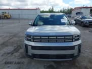 ✅ 2024 Hyundai Santa Fe SE • VIN: 5NMP14GL2RH038880 • Lot: 43404734. Wystawiony na IAAI z przebiegiem 18 561 mil. Bezpłatny archiwum sprzedaży aukcyjnych z USA i szczegółowy raport historii pojazdu na DreamBid. Zdjęcie 12.