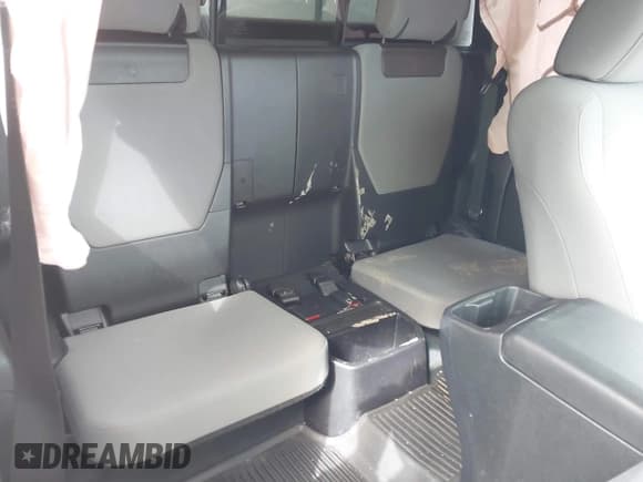 ✅ 2019 Toyota Tacoma SR5 • VIN: 5TFSZ5AN9KX198805 • Лот: 41681163. Опубликован ранее на IAAI с пробегом 66 219 миль. Бесплатный доступ к архиву аукционных продаж из США и подробный отчёт об истории автомобиля на DreamBid. Изображение 8.