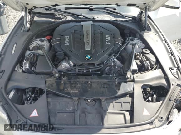 ✅ 2014 BMW 6 Series 650i xDrive • VIN: WBA6B4C53ED099154 • Lot: 65312475. Listed on Copart with 95,364 mi. Free auction sales archive from the USA and detailed vehicle history report at DreamBid. Image 11.