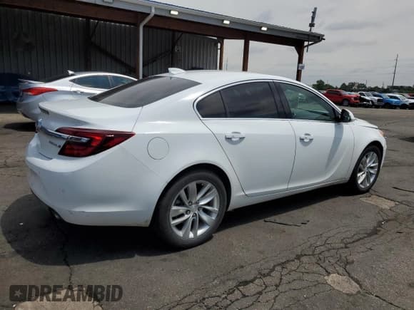 ✅ 2017 Buick Regal Premium II • VIN: 2G4GR5GX7H9106804 • Lot: 59930225. Listed on Copart with 93,403 mi. Free auction sales archive from the USA and detailed vehicle history report at DreamBid. Image 3.