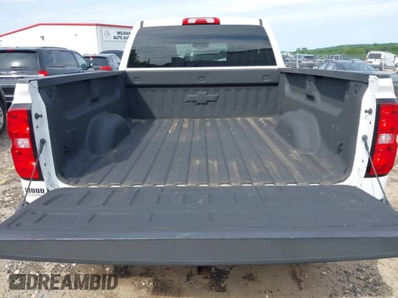 ✅ 2019 Chevrolet Silverado 1500 LT • VIN: 2GCVKPEC9K1148876 • Lot: 42435450. Wystawiony na IAAI z przebiegiem 92 026 mil. Bezpłatny archiwum sprzedaży aukcyjnych z USA i szczegółowy raport historii pojazdu na DreamBid. Zdjęcie 19.