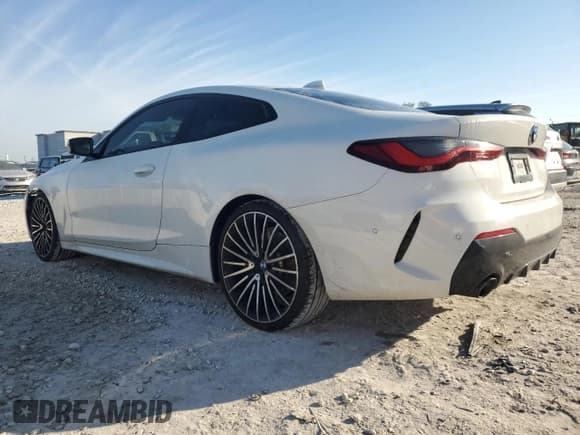 ✅ 2021 BMW 4 Series 430i • VIN: WBA53AP03MCG66105 • Lot: 88971625. Wystawiony na Copart z przebiegiem 69 236 mil. Bezpłatny archiwum sprzedaży aukcyjnych z USA i szczegółowy raport historii pojazdu na DreamBid. Zdjęcie 2.