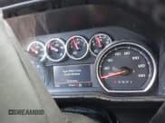 ✅ 2021 Chevrolet Silverado 1500 LT Trail Boss • VIN: 1GCPYFEL1MZ172844 • Lot: 42225897. Wystawiony na IAAI z przebiegiem 59 625 mil. Bezpłatny archiwum sprzedaży aukcyjnych z USA i szczegółowy raport historii pojazdu na DreamBid. Zdjęcie 7.