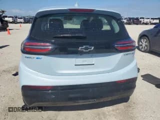 ✅ 2023 Chevrolet Bolt EV 2LT • VIN: 1G1FX6S07P4116040 • Lot: 76202904. Wystawiony na Copart z przebiegiem Nie podano. Bezpłatny archiwum sprzedaży aukcyjnych z USA i szczegółowy raport historii pojazdu na DreamBid. Zdjęcie 6.