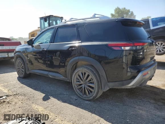 ✅ 2023 Nissan Pathfinder SL • VIN: 5N1DR3CD7PC250136 • Лот: 69797675. Опубликован ранее на Copart с пробегом 31 386 миль. Бесплатный доступ к архиву аукционных продаж из США и подробный отчёт об истории автомобиля на DreamBid. Изображение 2.