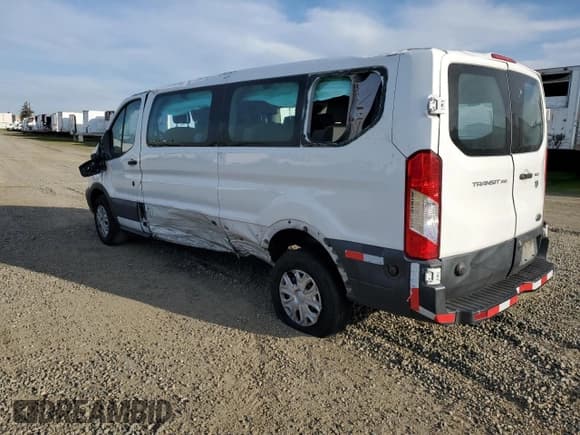 ✅ 2019 Ford Transit Passenger XL • VIN: 1FBZX2ZM1KKA31922 • Lot: 48793945. Wystawiony na Copart z przebiegiem 156 062 mil. Bezpłatny archiwum sprzedaży aukcyjnych z USA i szczegółowy raport historii pojazdu na DreamBid. Zdjęcie 2.