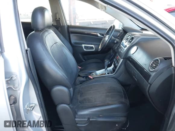 ✅ 2013 Chevrolet Captiva Sport LT • VIN: 3GNAL3EK8DS618440 • Lot: 43649348. Wystawiony na IAAI z przebiegiem 133 907 mil. Bezpłatny archiwum sprzedaży aukcyjnych z USA i szczegółowy raport historii pojazdu na DreamBid. Zdjęcie 5.