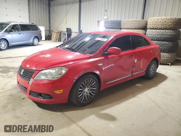 ✅ 2010 Suzuki Kizashi • VIN: JS2RF9A59A6100073 • Лот: 51319865. Опубликован ранее на Copart с пробегом 167 710 миль. Бесплатный доступ к архиву аукционных продаж из США и подробный отчёт об истории автомобиля на DreamBid. Изображение 1.