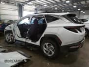 ✅ 2022 Hyundai Tucson SEL • VIN: 5NMJBCAE8NH072890 • Lot: 39134313. Wystawiony na Copart z przebiegiem 22 960 mil. Bezpłatny archiwum sprzedaży aukcyjnych z USA i szczegółowy raport historii pojazdu na DreamBid. Zdjęcie 2.