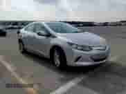 2017 Chevrolet Volt LT z VIN 1G1RA6S53HU104656, wystawiony jako Copart lot #55627913 z przebiegiem 108 446 mil mil oraz . Historia ofert i sprzedaży dostępna na DreamBid. Obrazek 11.