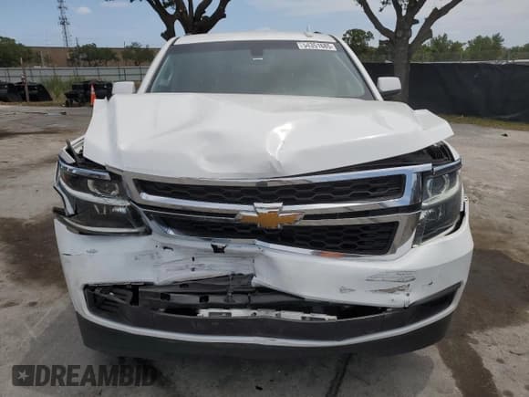 ✅ 2018 Chevrolet Suburban LS • VIN: 1GNSCGKC6JR379977 • Lot: 54351685. Listed on Copart with 138,574 mi. Free auction sales archive from the USA and detailed vehicle history report at DreamBid. Image 5.
