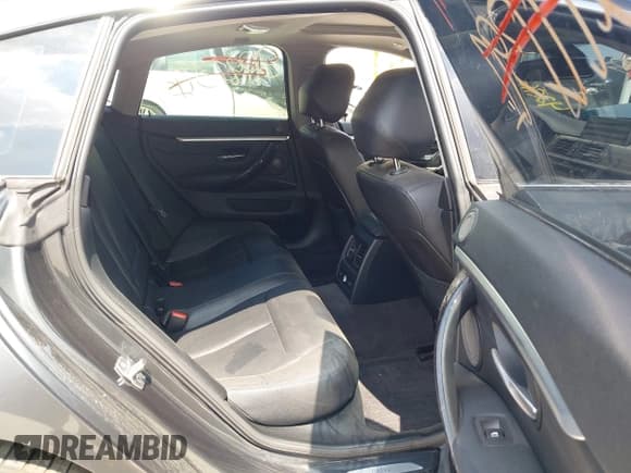 ✅ 2015 BMW 4 Series 435i xDrive • VIN: WBA4B3C54FD669763 • Lot: 42962391. Listed on IAAI with 115,375 mi. Free auction sales archive from the USA and detailed vehicle history report at DreamBid. Image 8.