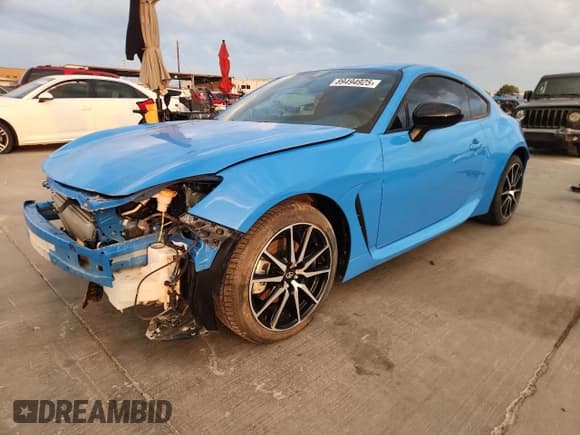 ✅ 2022 Toyota 86 • VIN: JF1ZNBC13N8751813 • Лот: 89494925. Опубликован ранее на Copart с пробегом 766 миль. Бесплатный доступ к архиву аукционных продаж из США и подробный отчёт об истории автомобиля на DreamBid. Изображение 1.