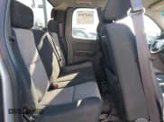 ✅ 2008 Chevrolet Silverado 2500HD Work Truck • VIN: 1GCHC29K68E200695 • Lot: 41637519. Wystawiony na IAAI z przebiegiem 196 069 mil. Bezpłatny archiwum sprzedaży aukcyjnych z USA i szczegółowy raport historii pojazdu na DreamBid. Zdjęcie 8.