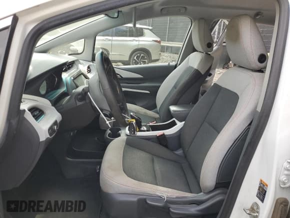 ✅ 2017 Chevrolet Bolt EV LT • VIN: 1G1FW6S02H4162542 • Lot: 75231944. Wystawiony na Copart z przebiegiem 133 643 mil. Bezpłatny archiwum sprzedaży aukcyjnych z USA i szczegółowy raport historii pojazdu na DreamBid. Zdjęcie 7.