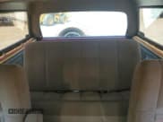 ✅ 1988 Ford Bronco Eddie Bauer • VIN: 1FMEU15NXJLA43423 • Lot: 81056625. Listed on Copart with 37,402 mi. Free auction sales archive from the USA and detailed vehicle history report at DreamBid. Image 10.