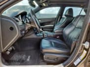 ✅ 2013 Chrysler 300 S • VIN: 2C3CCAGT0DH553411 • Лот: 63010065. Опубликован ранее на Copart с пробегом 111 039 миль. Бесплатный доступ к архиву аукционных продаж из США и подробный отчёт об истории автомобиля на DreamBid. Изображение 7.