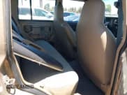 ✅ 1999 Jeep Cherokee SE • VIN: 1J4FF28S4XL592788 • Lot: 42560002. Listed on IAAI with 189,258 mi. Free auction sales archive from the USA and detailed vehicle history report at DreamBid. Image 8.