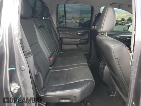 ✅ 2019 Honda Ridgeline RTL • VIN: 5FPYK3F52KB040402 • Lot: 93495675. Listed on Copart with 59,422 mi. Free auction sales archive from the USA and detailed vehicle history report at DreamBid. Image 10.