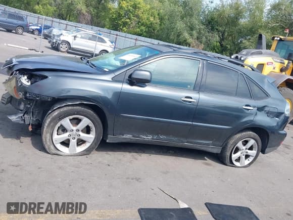 ✅ 2008 Lexus RX 350 • VIN: JTJHK31U682049605 • Lot: 43121162. Listed on IAAI with 249,551 mi. Free auction sales archive from the USA and detailed vehicle history report at DreamBid. Image 15.