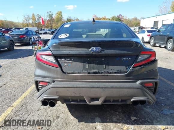 ✅ 2023 Subaru WRX Premium • VIN: JF1VBAF66P9813078 • Lot: 43574966. Wystawiony na IAAI z przebiegiem 24 469 mil. Bezpłatny archiwum sprzedaży aukcyjnych z USA i szczegółowy raport historii pojazdu na DreamBid. Zdjęcie 16.