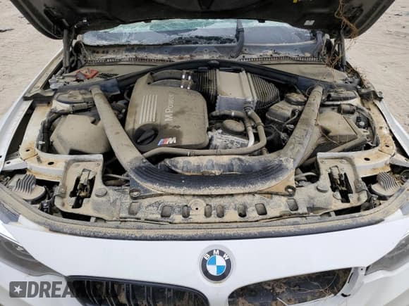 ✅ 2020 BMW M4 CS • VIN: WBS3S7C04LAH85192 • Лот: 72744304. Опубликован ранее на Copart с пробегом Не указан. Бесплатный доступ к архиву аукционных продаж из США и подробный отчёт об истории автомобиля на DreamBid. Изображение 11.