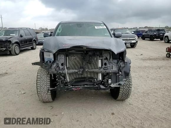 ✅ 2023 Toyota Tacoma SR • VIN: 3TYCZ5AN4PT153874 • Лот: 92057885. Опубликован ранее на Copart с пробегом 17 831 миль. Бесплатный доступ к архиву аукционных продаж из США и подробный отчёт об истории автомобиля на DreamBid. Изображение 13.