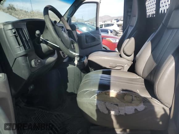 ✅ 2014 Chevrolet Express Cargo • VIN: 1GCSGAFX5E1101907 • Lot: 91886835. Listed on Copart with 143,072 mi. Free auction sales archive from the USA and detailed vehicle history report at DreamBid. Image 7.