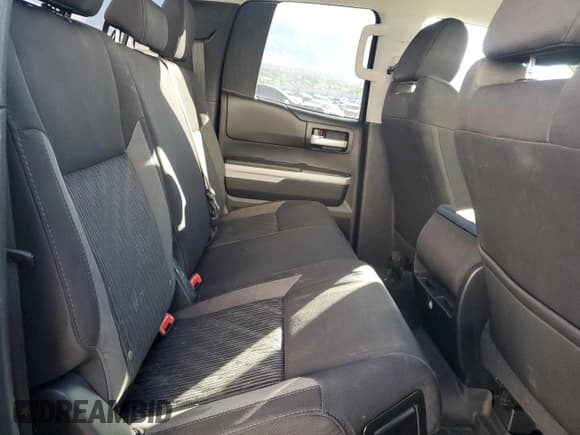 ✅ 2015 Toyota Tundra SR • VIN: 5TFUY5F18FX470543 • Лот: 81334275. Опубликован ранее на Copart с пробегом 86 768 миль. Бесплатный доступ к архиву аукционных продаж из США и подробный отчёт об истории автомобиля на DreamBid. Изображение 10.