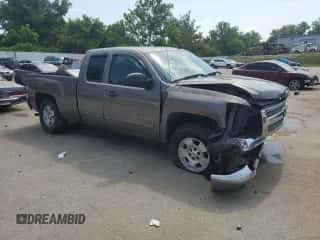 2012 Chevrolet Silverado 1500 LT z VIN 1GCRKSE71CZ341474, wystawiony jako Copart lot #69010865 z przebiegiem Nie podano mil oraz Szkoda całkowita • Salvage title. Historia ofert i sprzedaży dostępna na DreamBid. Obrazek 4.
