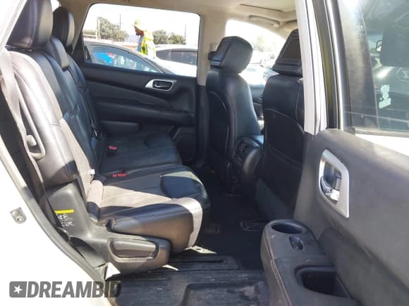 ✅ 2014 Nissan Pathfinder SL • VIN: 5N1AR2MN7EC716584 • Lot: 43331255. Listed on IAAI with 146,753 mi. Free auction sales archive from the USA and detailed vehicle history report at DreamBid. Image 8.