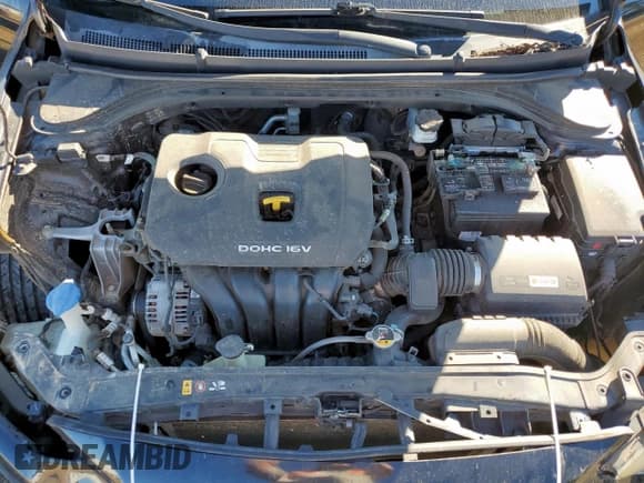 ✅ 2017 Hyundai Elantra SE • VIN: 5NPD74LFXHH150152 • Lot: 90871965. Listed on Copart with 159,194 mi. Free auction sales archive from the USA and detailed vehicle history report at DreamBid. Image 11.