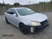 ✅ 2006 Volkswagen Jetta 2.5L • VIN: 3VWSF71KX6M730663 • Лот: 42944562. Опубликован ранее на IAAI с пробегом 150 255 миль. Бесплатный доступ к архиву аукционных продаж из США и подробный отчёт об истории автомобиля на DreamBid. Изображение 1.