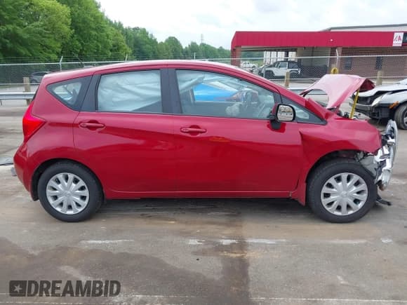 ✅ 2014 Nissan Note S Plus • VIN: 3N1CE2CP0EL377427 • Lot: 42133096. Wystawiony na IAAI z przebiegiem 83 874 mil. Bezpłatny archiwum sprzedaży aukcyjnych z USA i szczegółowy raport historii pojazdu na DreamBid. Zdjęcie 14.