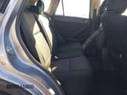 ✅ 2013 Mazda CX-5 Sport • VIN: JM3KE2BEXD0160785 • Lot: 43684133. Wystawiony na IAAI z przebiegiem 187 152 mil. Bezpłatny archiwum sprzedaży aukcyjnych z USA i szczegółowy raport historii pojazdu na DreamBid. Zdjęcie 8.