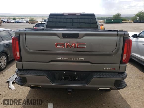 ✅ 2021 GMC Sierra 1500 AT4 • VIN: 3GTP9EEL2MG369917 • Lot: 60841325. Wystawiony na Copart z przebiegiem 56 184 mil. Bezpłatny archiwum sprzedaży aukcyjnych z USA i szczegółowy raport historii pojazdu na DreamBid. Zdjęcie 6.