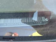 ✅ 1999 Chevrolet Suburban • VIN: 3GNFK16R9XG147947 • Lot: 43211972. Wystawiony na IAAI z przebiegiem 63 492 mil. Bezpłatny archiwum sprzedaży aukcyjnych z USA i szczegółowy raport historii pojazdu na DreamBid. Zdjęcie 9.