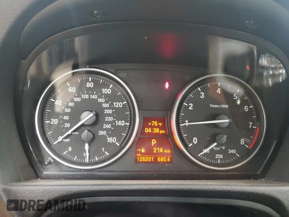 ✅ 2013 BMW 3 Series 328i • VIN: WBADW3C51DJ526997 • Lot: 92578575. Listed on Copart with 126,301 mi. Free auction sales archive from the USA and detailed vehicle history report at DreamBid. Image 9.